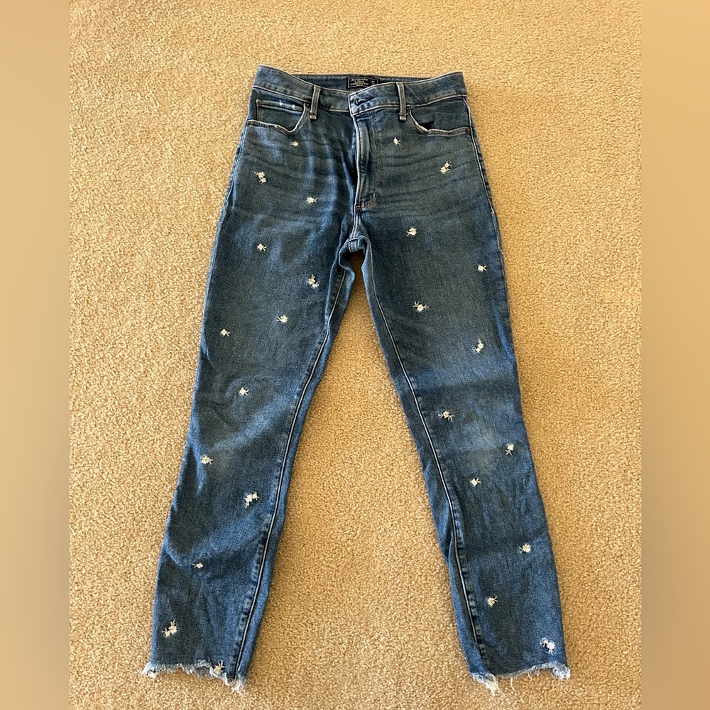 Abercrombie and Fitch Simone High Rise Ankle Jeans - medium wash flower decals